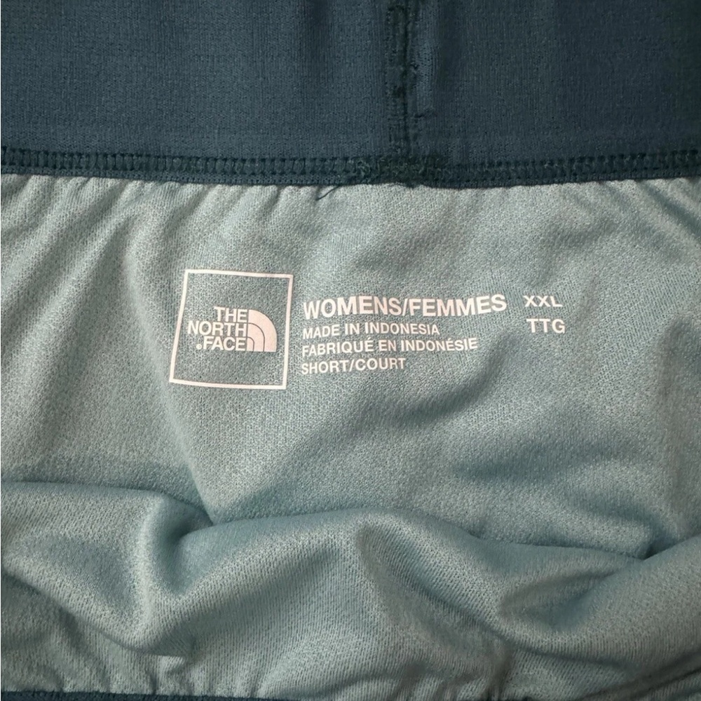 The North Face Women's XXL Teal and Blue Colorblock Shorts NWT - Picture 3 of 7
